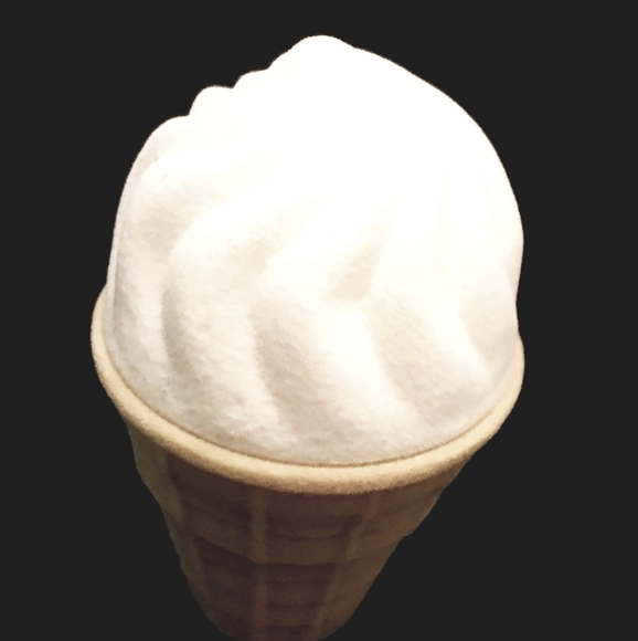 Ring Box Ice cream Cone Super Unexpected - Picture 2 of 2